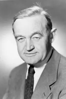 Barry Fitzgerald como: Father Fitzgibbon