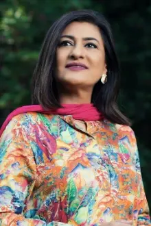 Saba Hameed como: Shireen