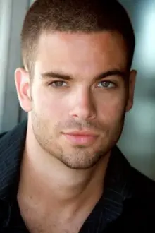 Mark Salling como: Harrison Burke