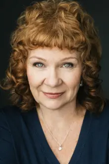 Beverley Elliott como: Mom