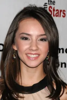 Lexi Ainsworth como: Young Kori