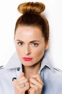 Lyudmila Shiryaeva como: Lena