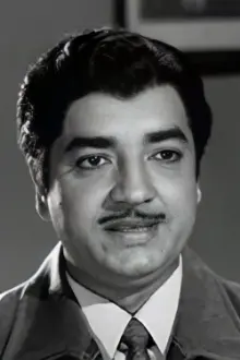 Prem Nazir como: James