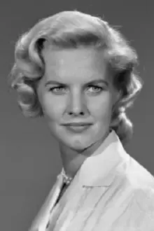 Patricia Cutts como: Lt. Peg Whitcomb