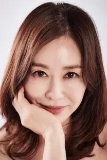 Kim Ye-ryeong como: So-yeon's sister