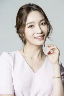 Lee Min-young como: Hae-young
