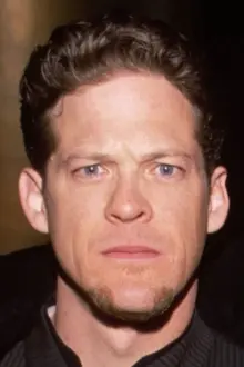 Jason Newsted como: bass (Archive Footage)