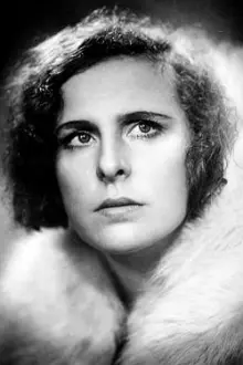 Leni Riefenstahl como: Ellen Lawrence