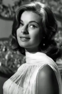 Michèle Girardon como: Princess Soraya