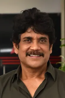 Nagarjuna Akkineni como: Ajay Padmanabhan