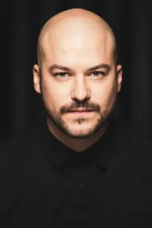 Marc-André Grondin como: 