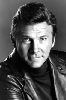 Steve Forrest como: Clint Mabry