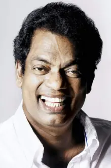 Salim Kumar como: Laxmanan