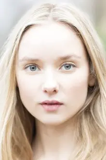 Alexandra Dowling como: Sister Agatha