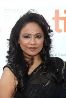 Seema Biswas como: Advocate Sapna Agarwal