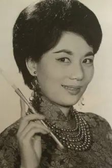 Kao Pao-shu como: Mrs. Li