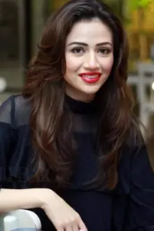 Sana Javed como: Mehrunisa