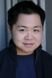 Matthew Moy como: Han Lee