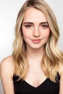 Katelyn Tarver como: Natalie Kellison