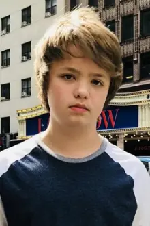 Owen Asztalos como: Rowley Jefferson