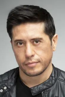 Eddie Martinez como: Jondo