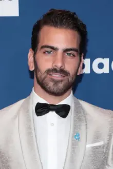 Nyle DiMarco como: Justin