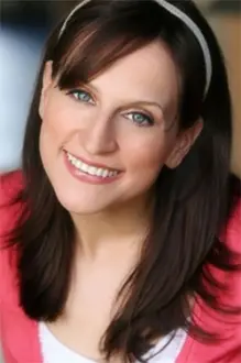 Melissa Lyons como: Princess Anneliese (singing voice)