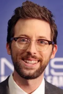 Rob Kerkovich como: Sebastian Lund