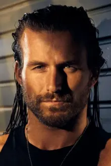 Austin Jenkins como: Adam Cole