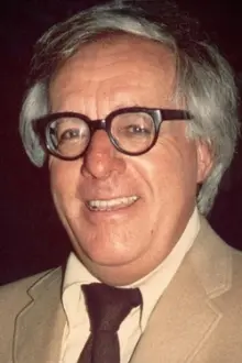 Ray Bradbury como: Ele mesmo