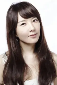 Min Young-won como: Hye-ryun