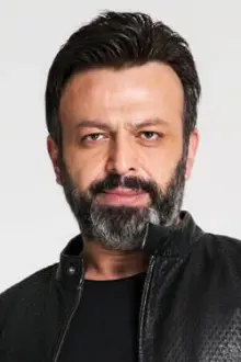 Serhat Kılıç como: Nejat