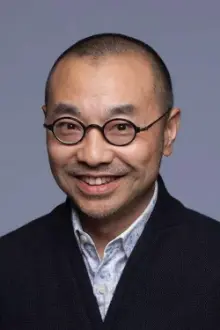 Liu Yiwei como: 