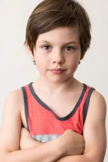 Asher Miles Fallica como: Jonah Moreau