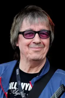 Bill Wyman como: Self - The Rolling Stones Member