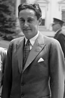 Irving Thalberg como: Self (archive footage)