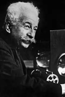 Auguste Lumière como: Ele mesmo