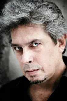 Elliot Goldenthal como: 