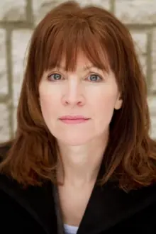 Carolyn Backhouse como: Carolyn Dalgleish