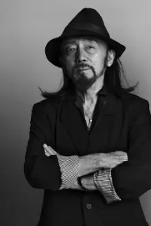 Yohji Yamamoto como: 