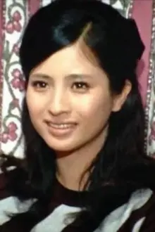 Chieko Matsubara como: Chiharu
