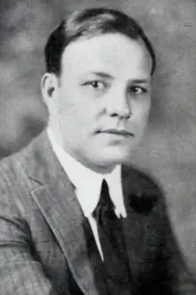 Edward Peil Sr. como: Ortega