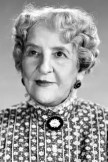 May Robson como: Mrs. Harriet Ainsworth