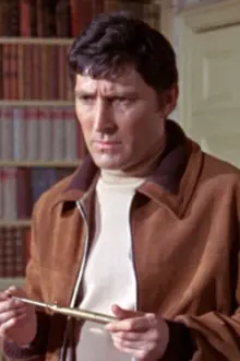 Mark Eden como: Det. Inspector Parker