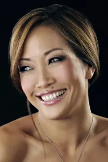 Carrie Ann Inaba como: Herself - Host