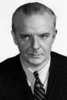 Frank Conroy como: District Attorney Barker MacDonald