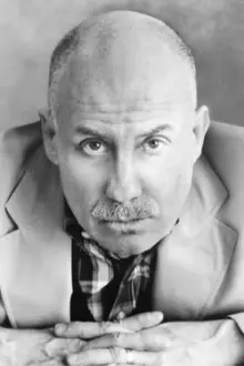 James Ellroy como: self