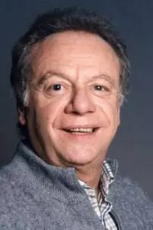 Johnny Dorelli como: Paolo Malpieri