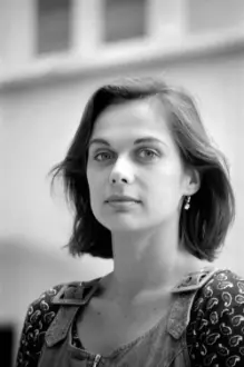 Valérie Stroh como: Bergère