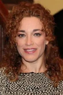 Cristina Marcos como: Lola